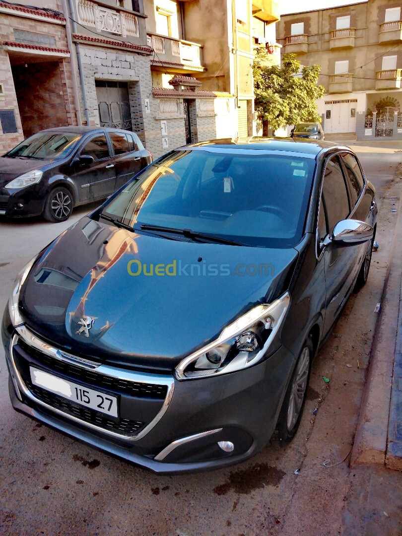 Peugeot 208 2015 Active Facelift