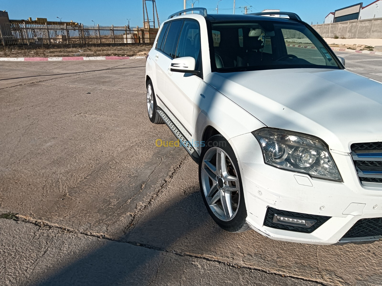 Mercedes GLK 2011 Blue efficiency