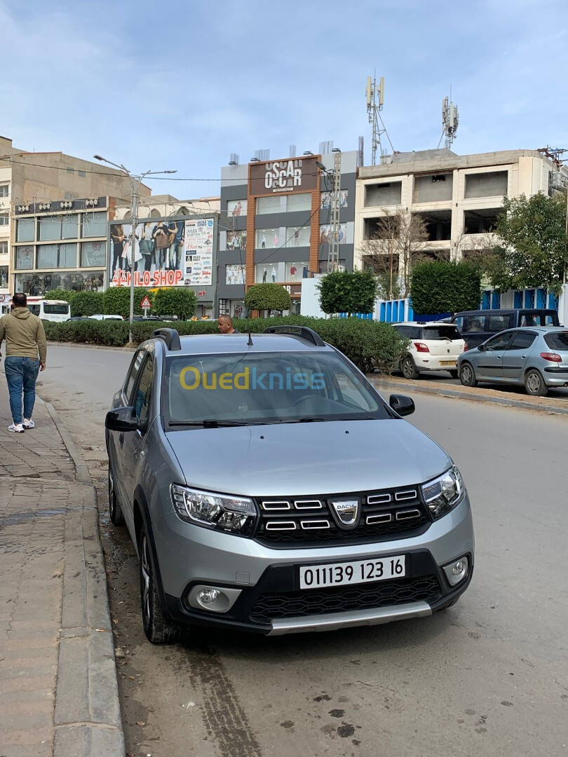 Dacia SANDIRO 2023 