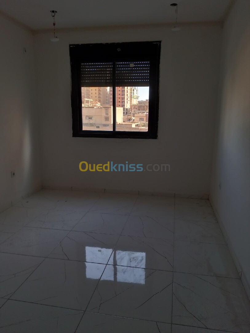 Vente Appartement F4 Oran Bir el djir