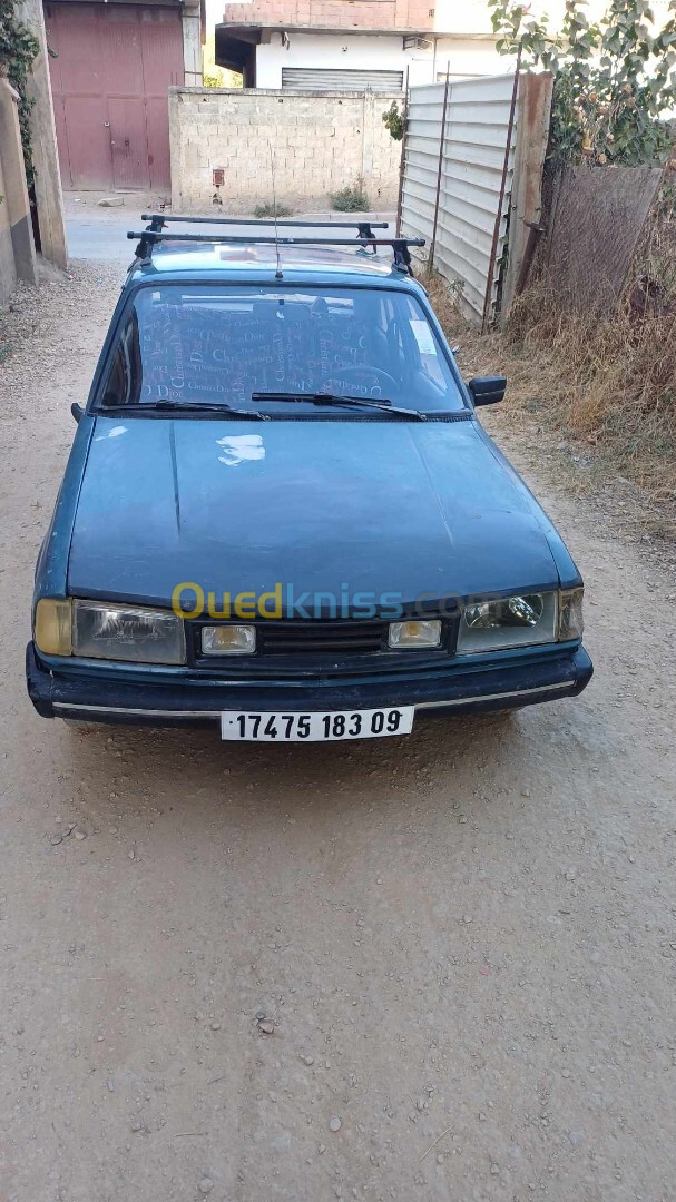 Peugeot 305 1983 305