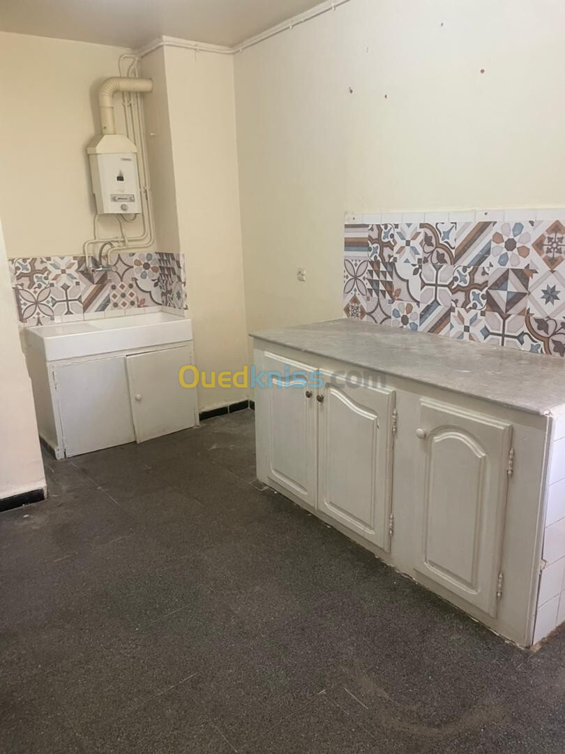 Location Appartement F3 Alger Bab ezzouar