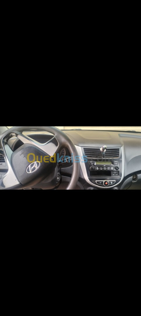 Hyundai Accent RB  5 portes 2012 