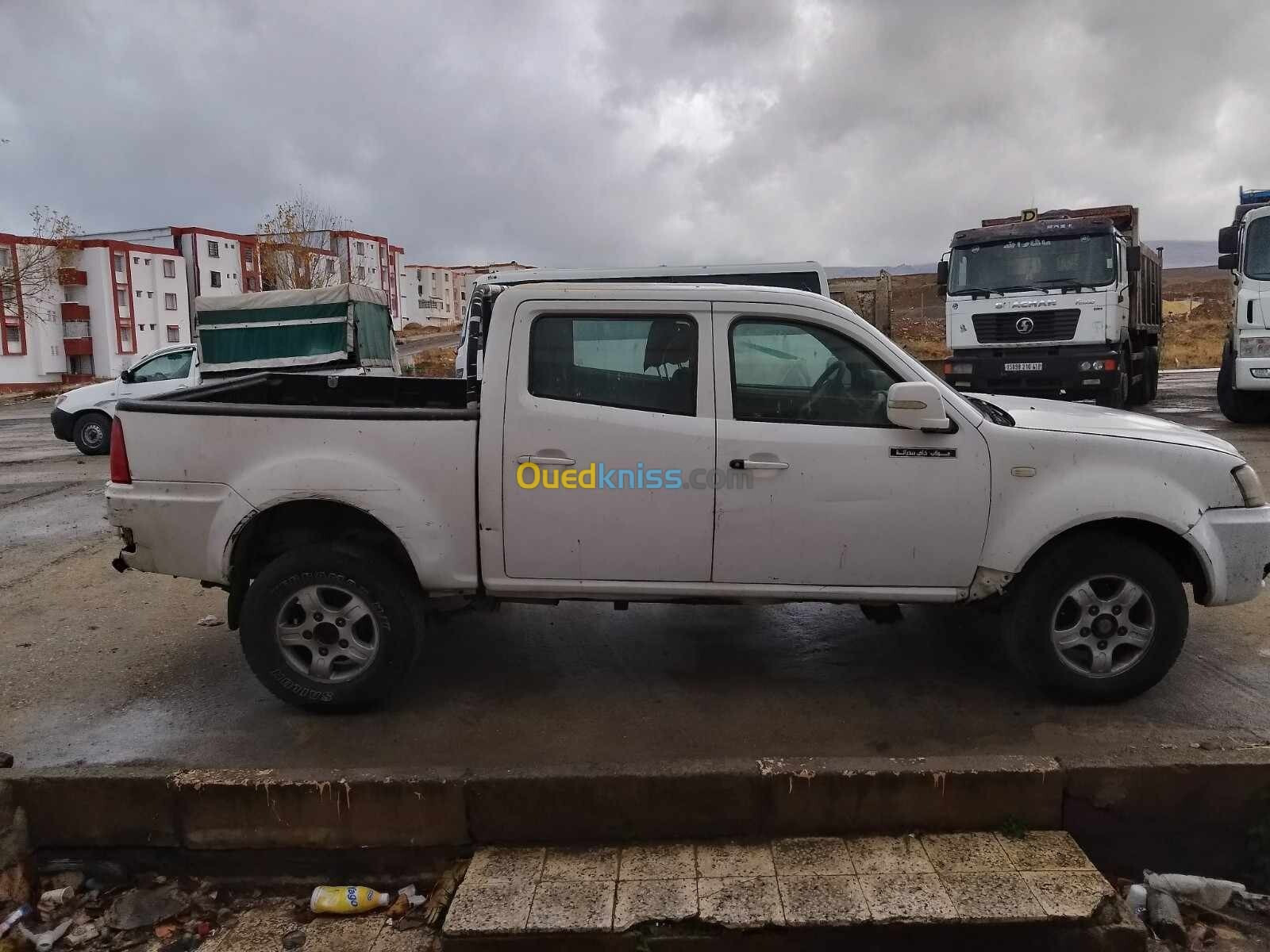 Tata xenon 2012 