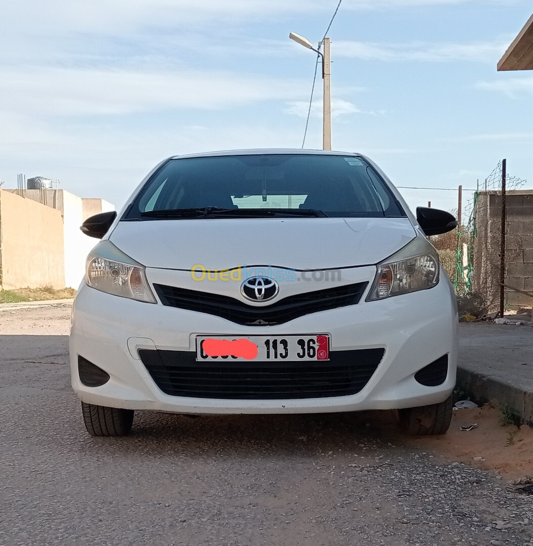 Toyota Yaris 2013 