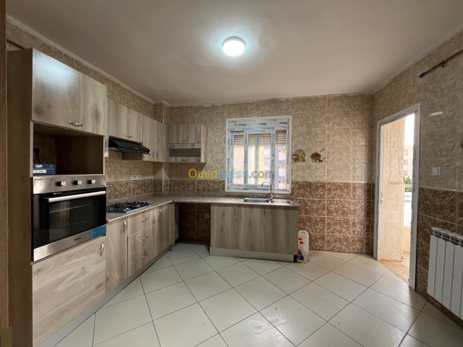 Location Appartement F4 Chlef Chlef