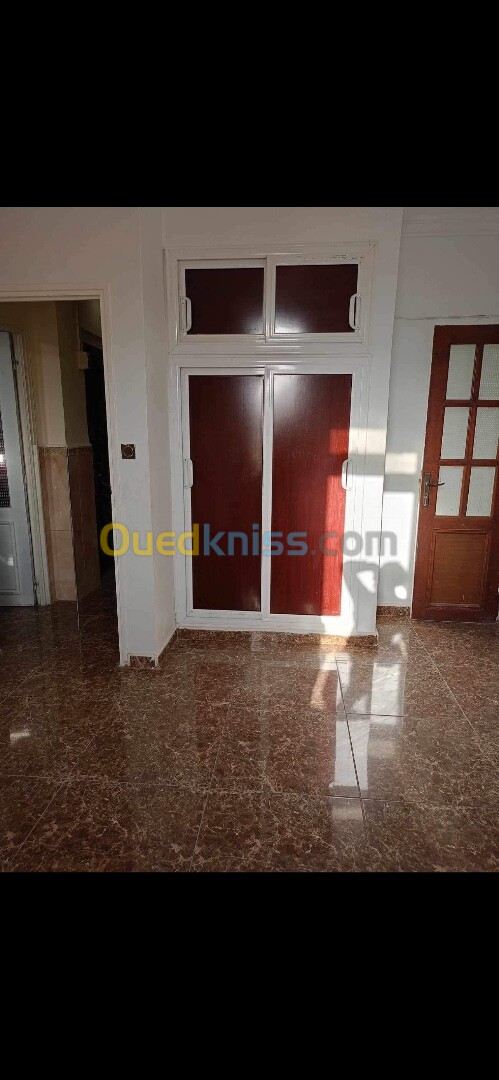 Location Appartement F5 Guelma Guelma