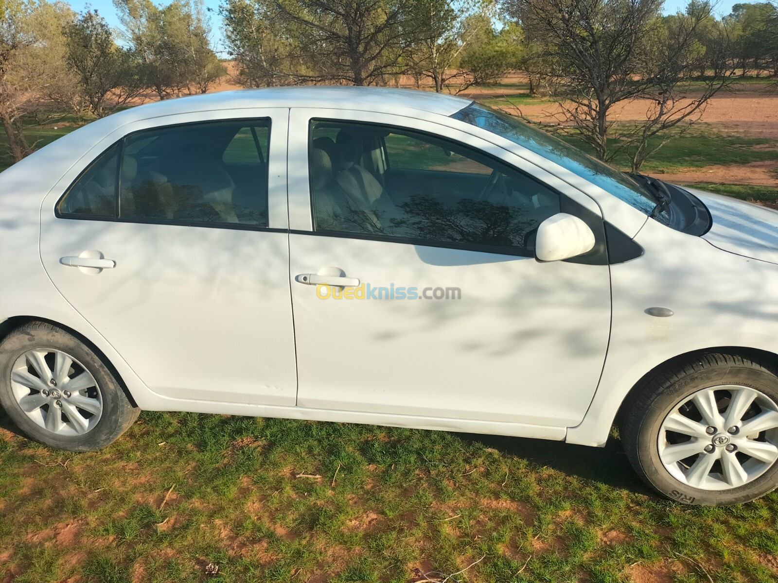 Toyota Yaris Sedan 2013 Yaris Sedan