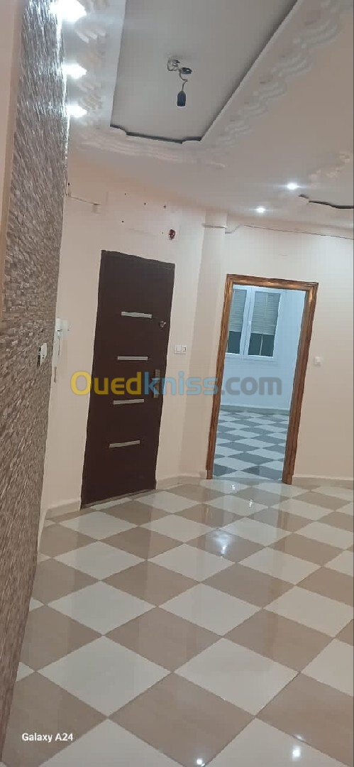 Location Appartement F01 Blida Beni tamou