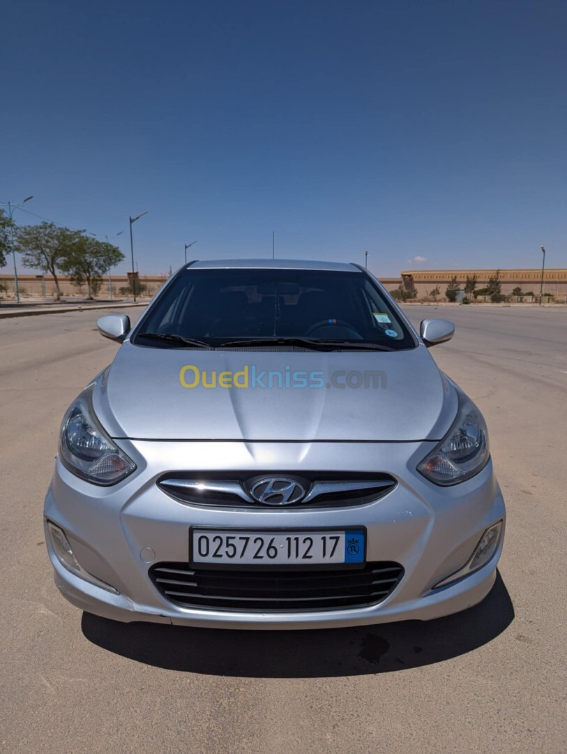 Hyundai Accent RB  5 portes 2012 Préstige