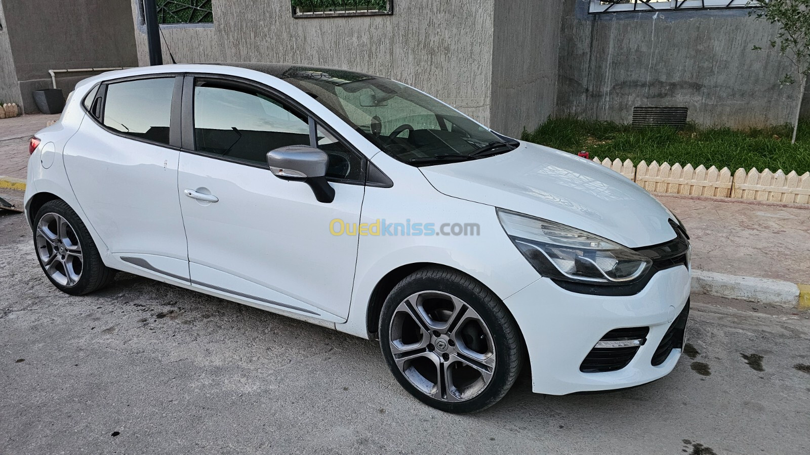 Renault Clio 4 2016 GT Line +