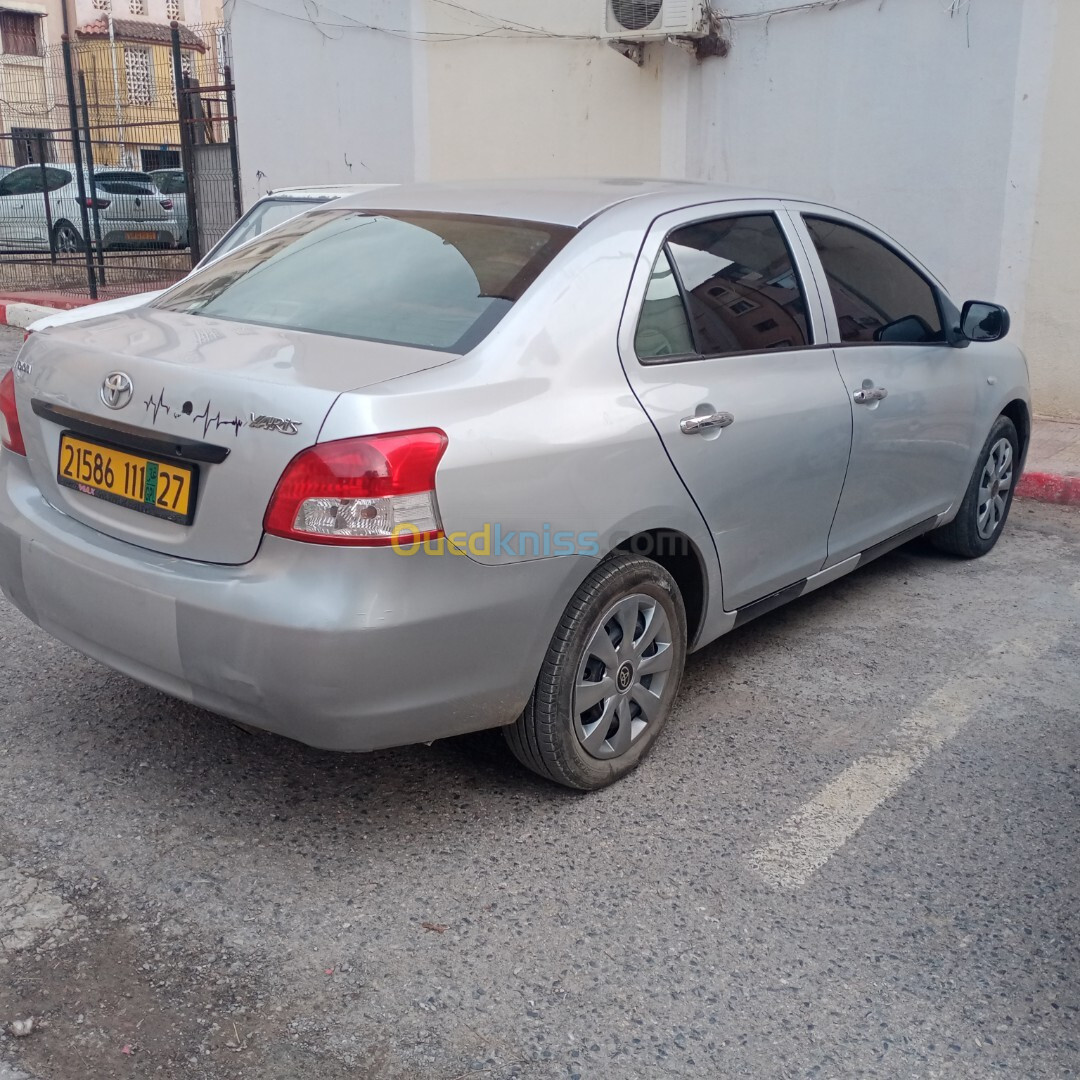 Toyota Yaris Sedan 2011 