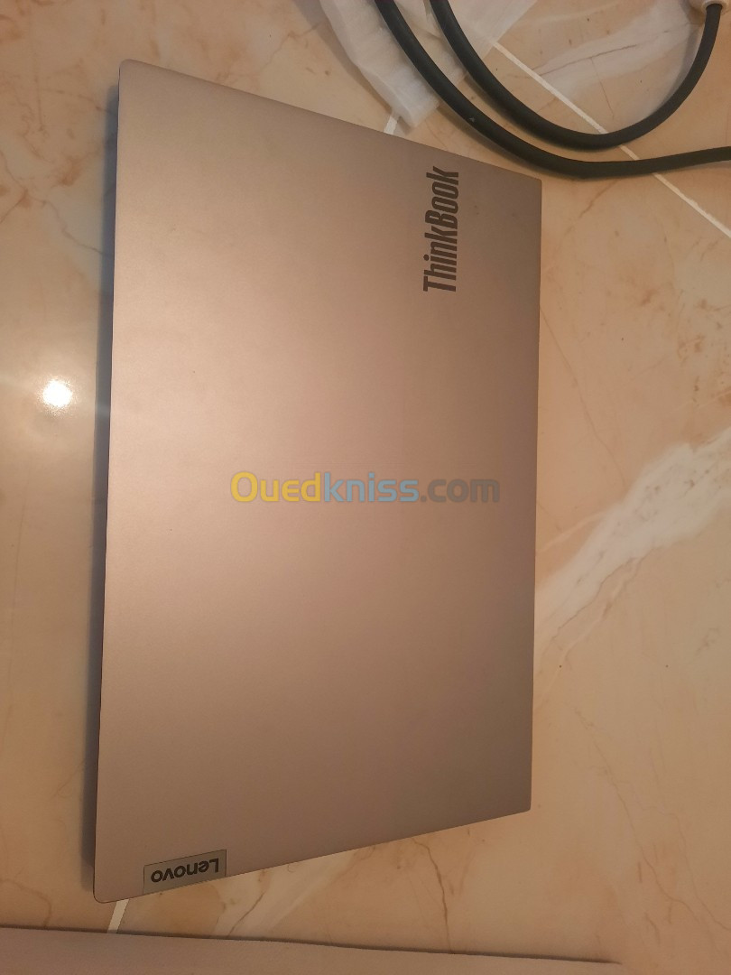 Lenovo thinkbook i7 11eme + 16gb de ram + 512 SSD 