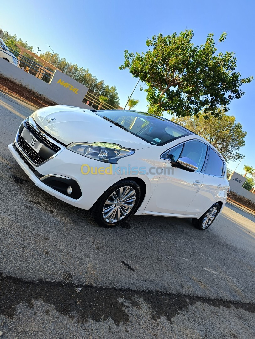 Peugeot 208 2019 Allure Facelift