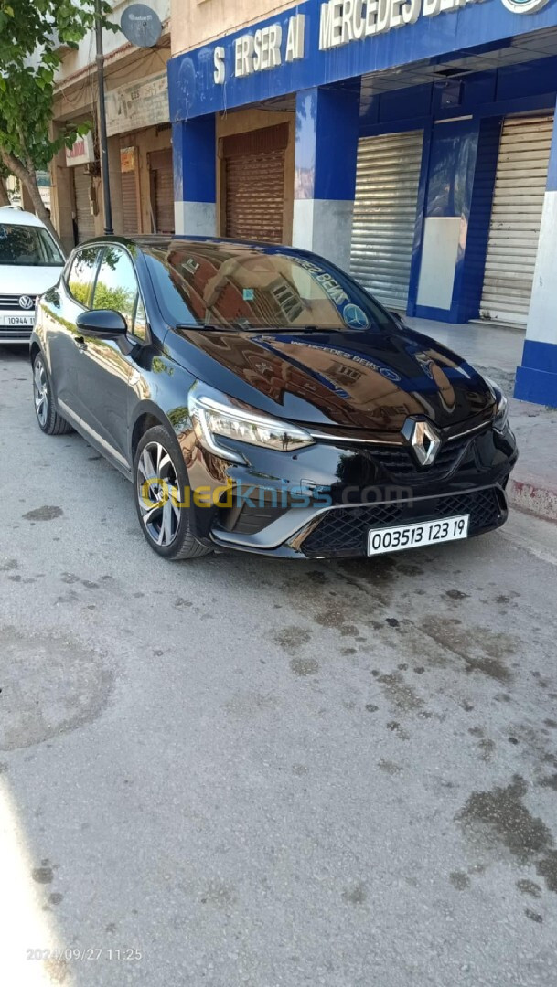 Renault CLIO 5 2023 