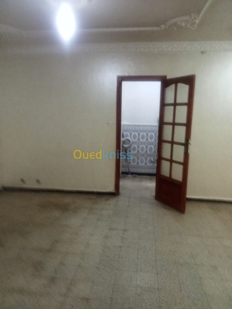 Location Appartement F3 Alger Ain naadja