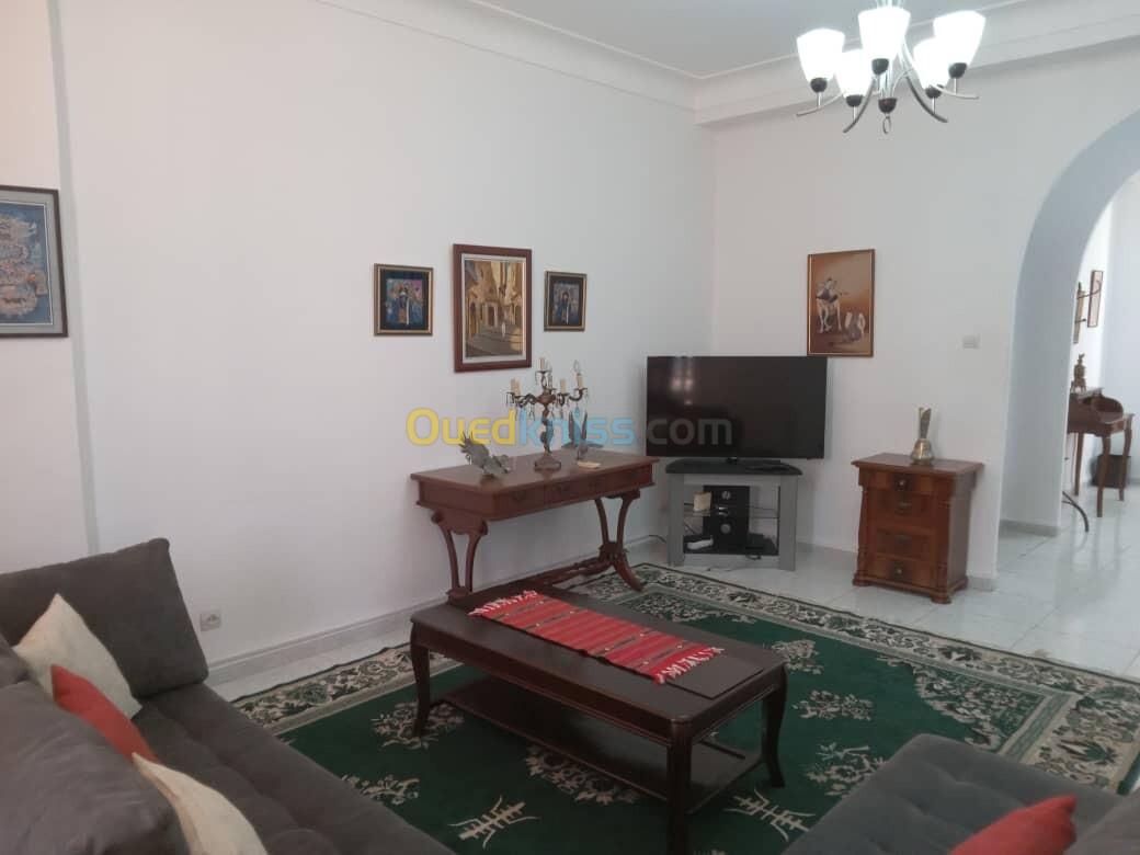 Location Appartement F4 Alger Hydra