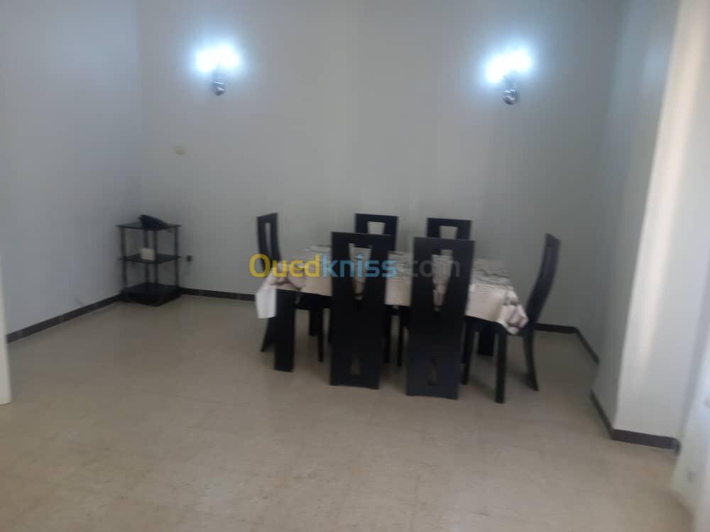 Location Appartement F4 Alger Hydra