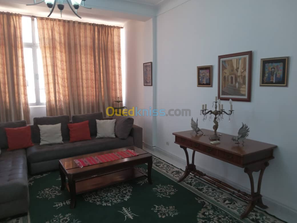 Location Appartement F4 Alger Hydra