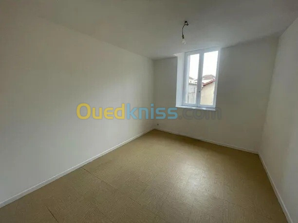 Location Appartement F3 Oran Bir el djir