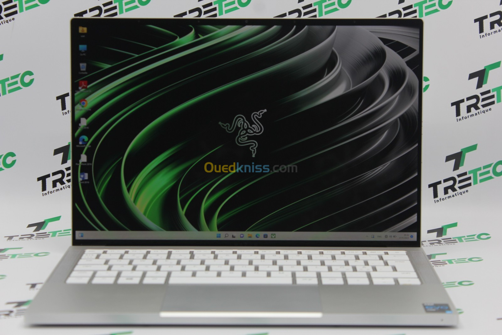 RAZER BLADE BOOK 13 I7 11th 16GB 4K TACTILE 