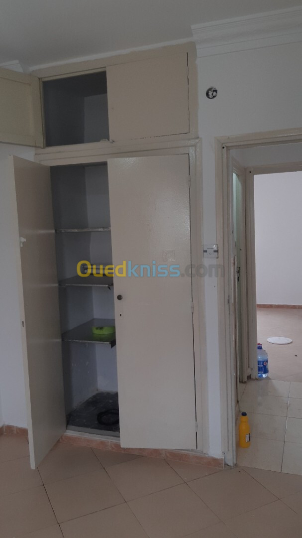 Location Appartement F3 Mostaganem Mostaganem