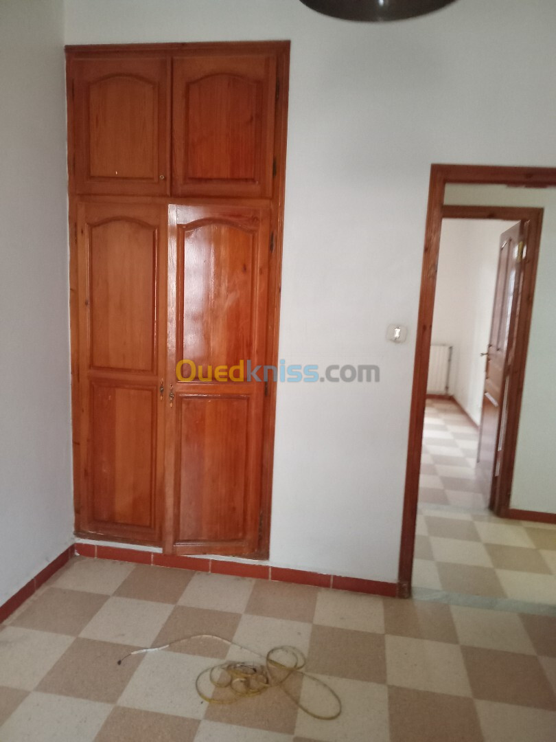 Location Niveau De Villa F4 Alger Draria