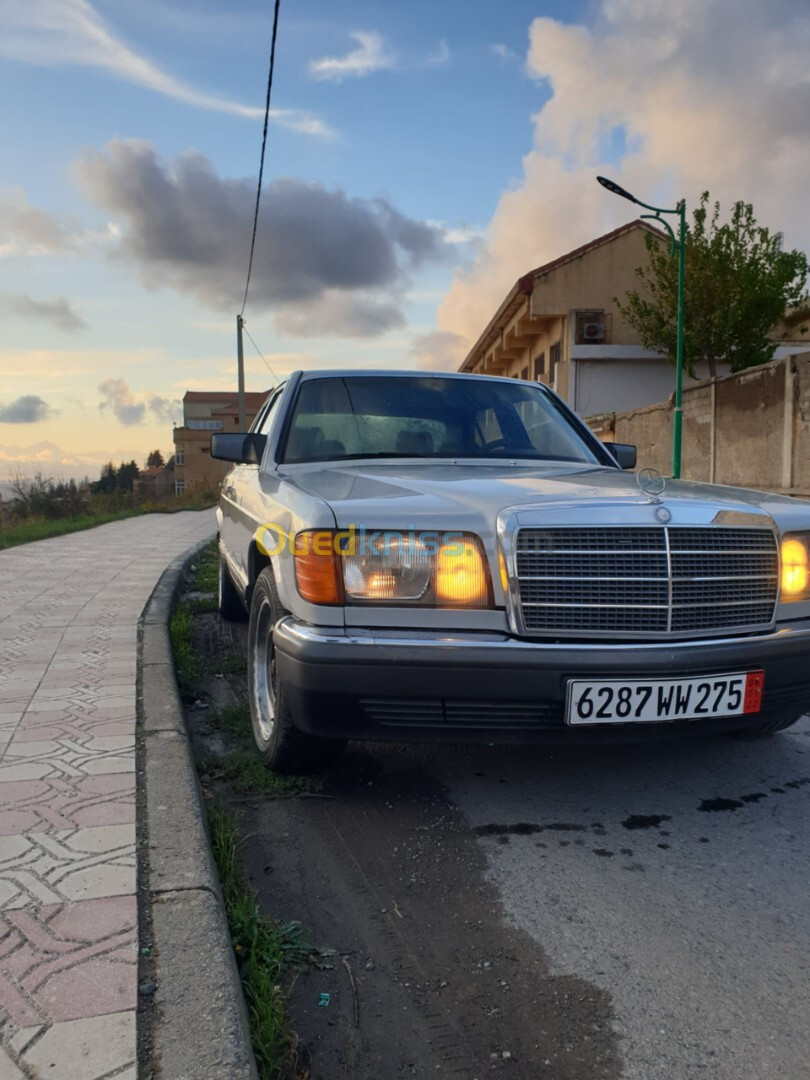 Mercedes Classe S 1986 W126 V8