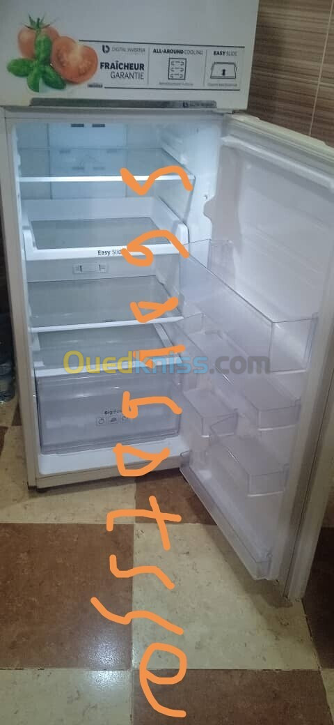 À vendre un frigidaire samsung