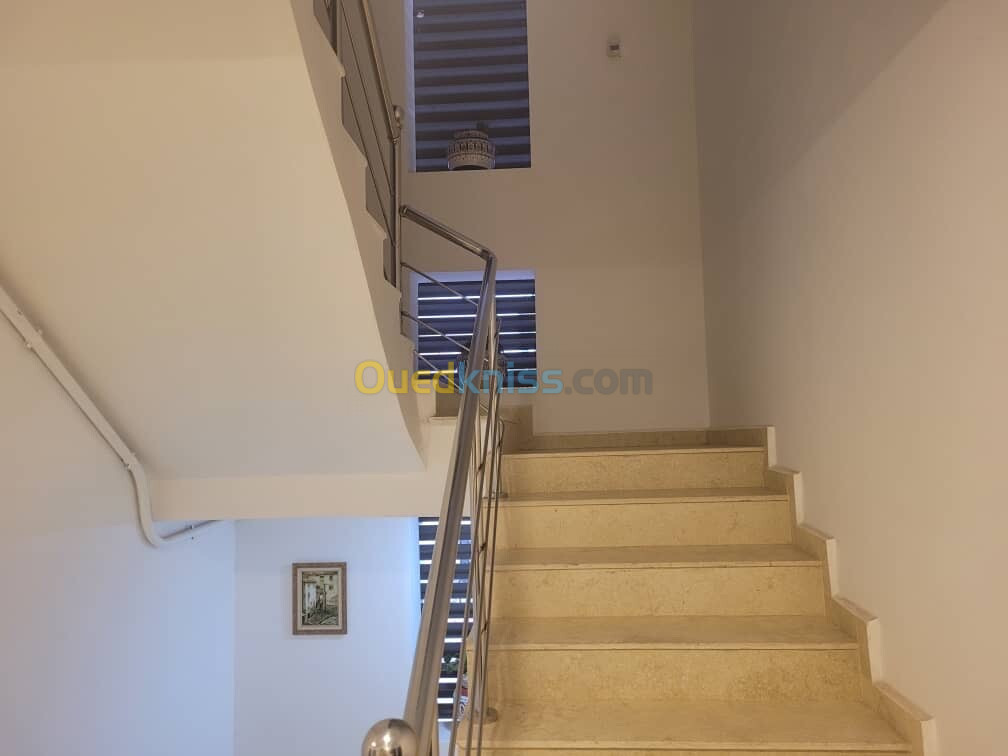 Vente Appartement F5 Alger El achour