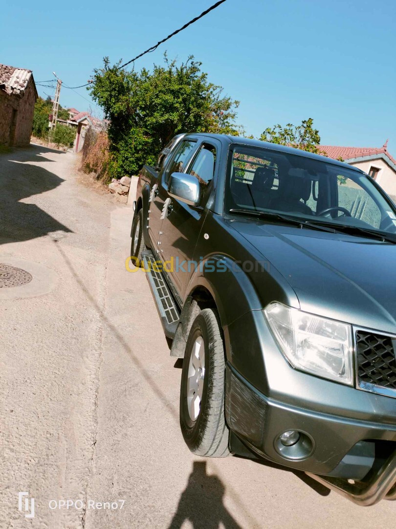 Nissan Navara 2013 Elegance 4x4