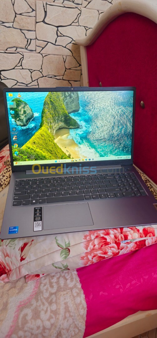 Lenovo ideapad 3 