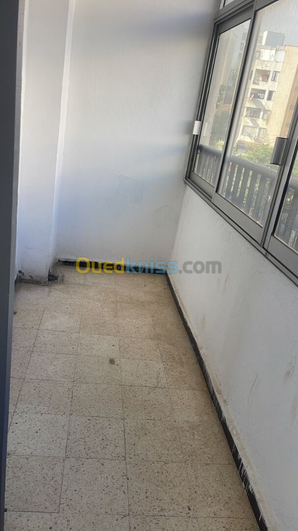 Location Appartement F4 Alger Said hamdine