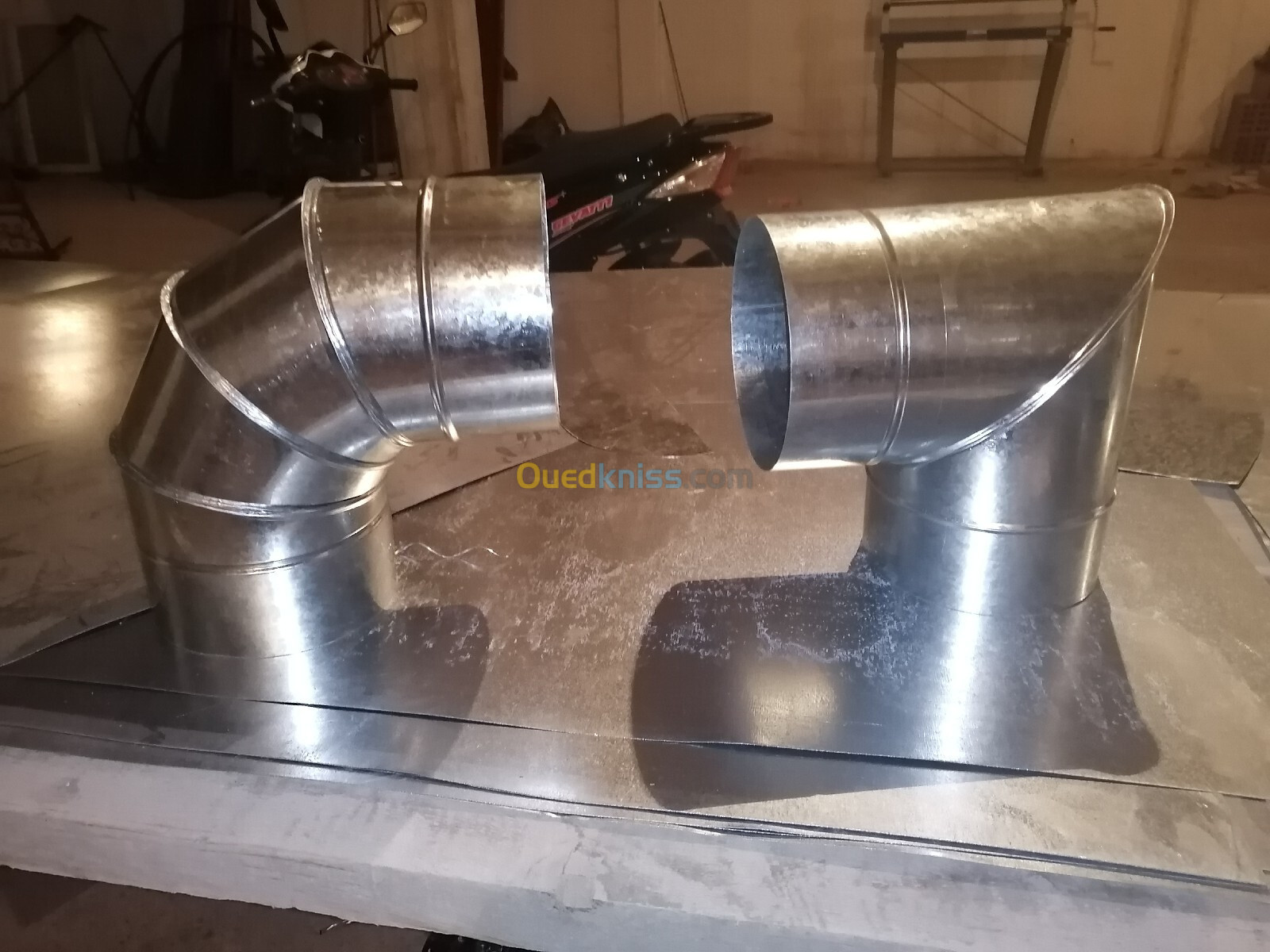 Fabrication et installation de tuyaux de ventilation pour restaurants et tous types de commerces