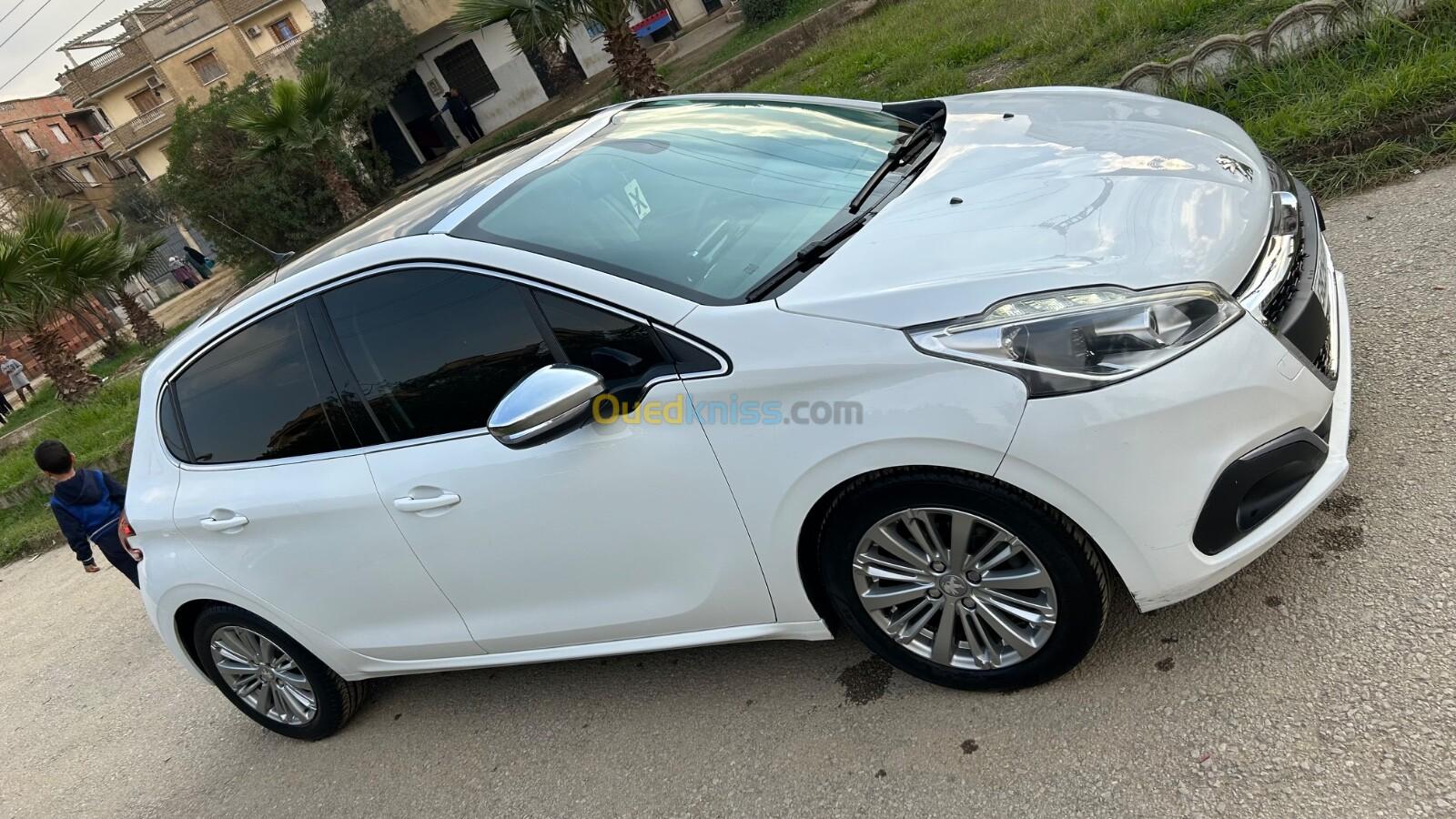 Peugeot 208 2019 Allure Facelift