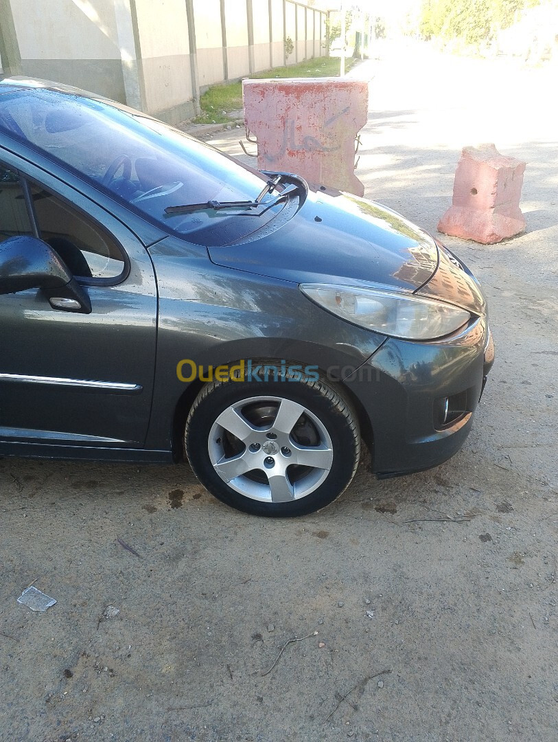 Peugeot 207 2011 Sportium