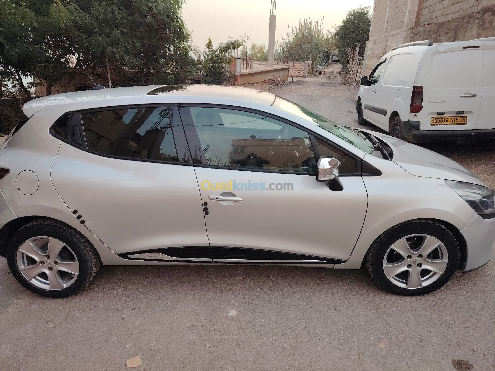 Renault Clio 4 2013 Exception