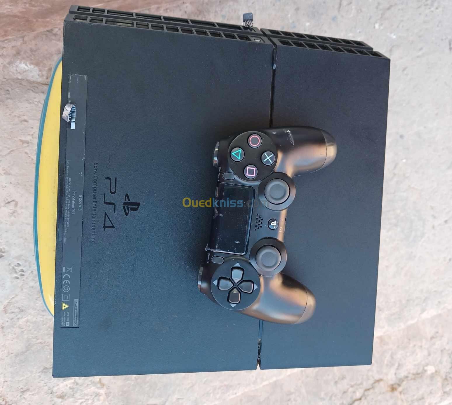 PlayStation fat 4 v 2