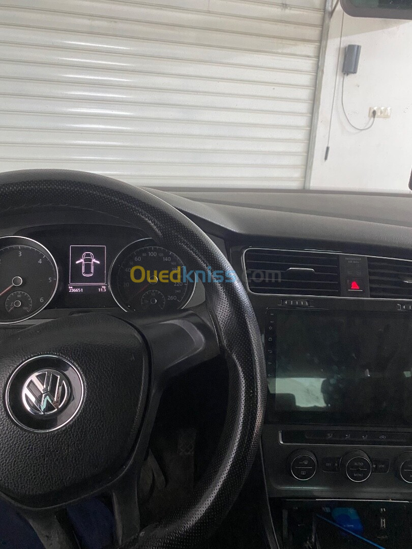 Volkswagen Golf 7 2014 Trendline +