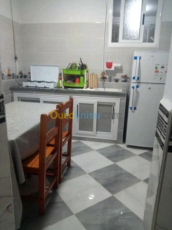 Location Appartement F2 Skikda Collo