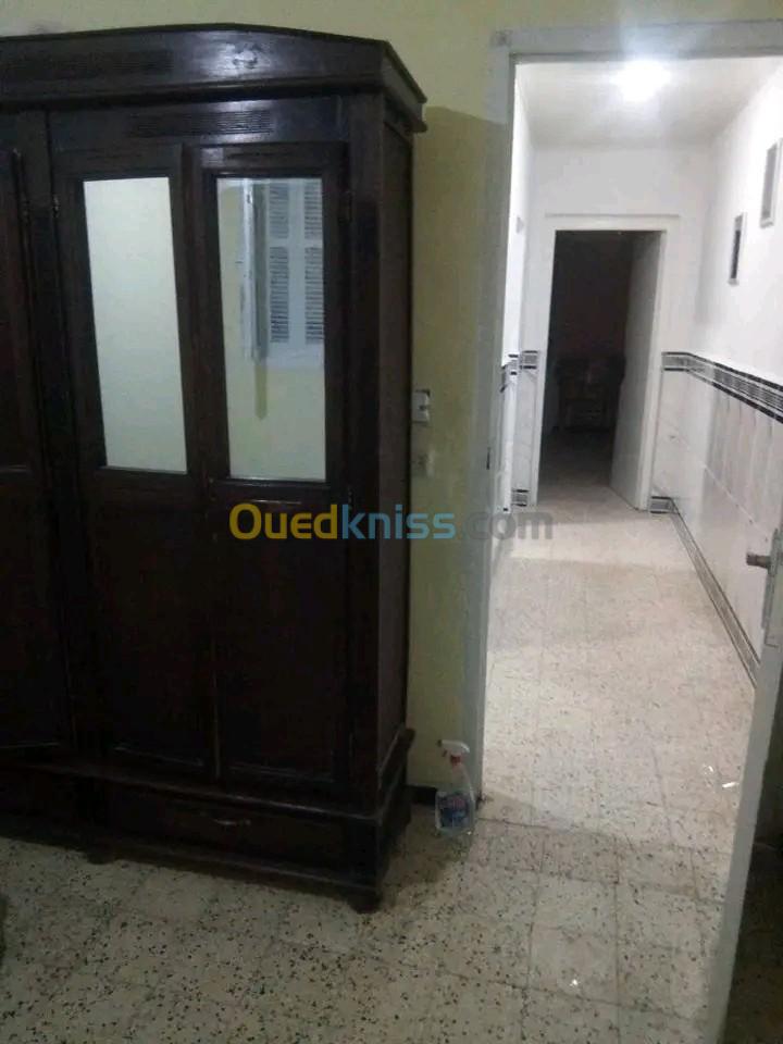 Location Appartement F2 Skikda Collo