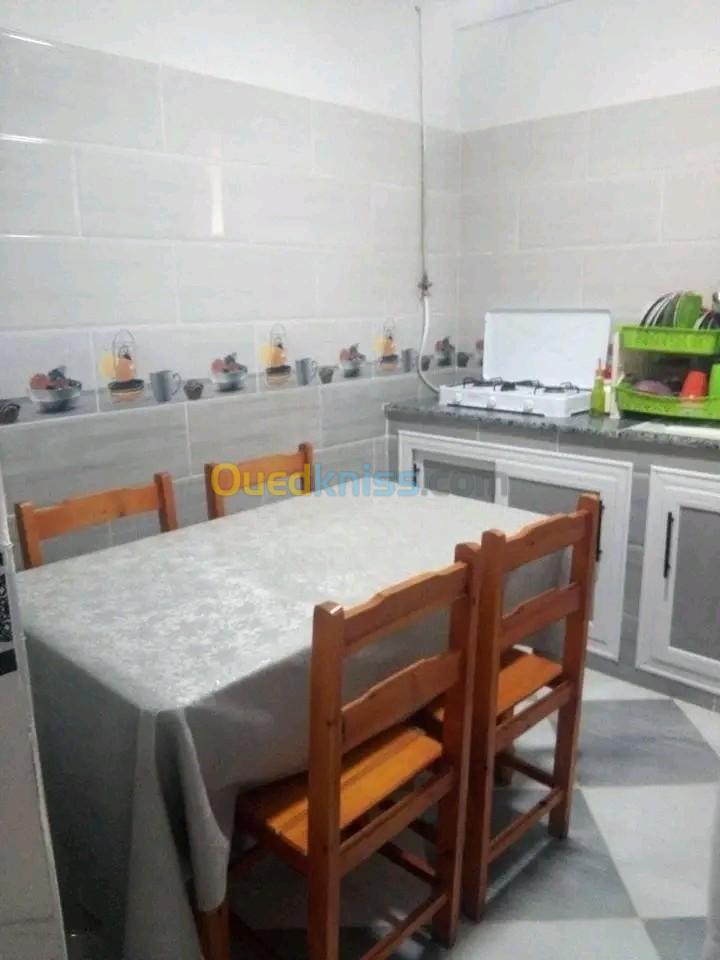 Location Appartement F2 Skikda Collo