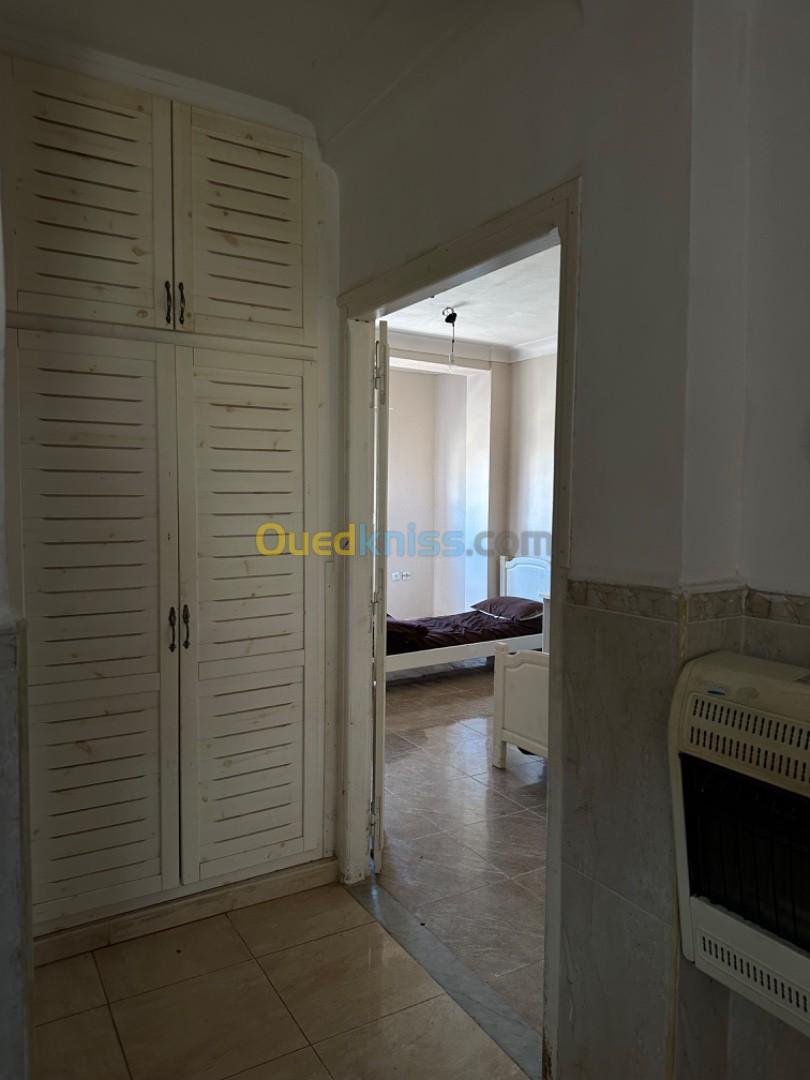 Location vacances Appartement F3 Tipaza Ain tagourait