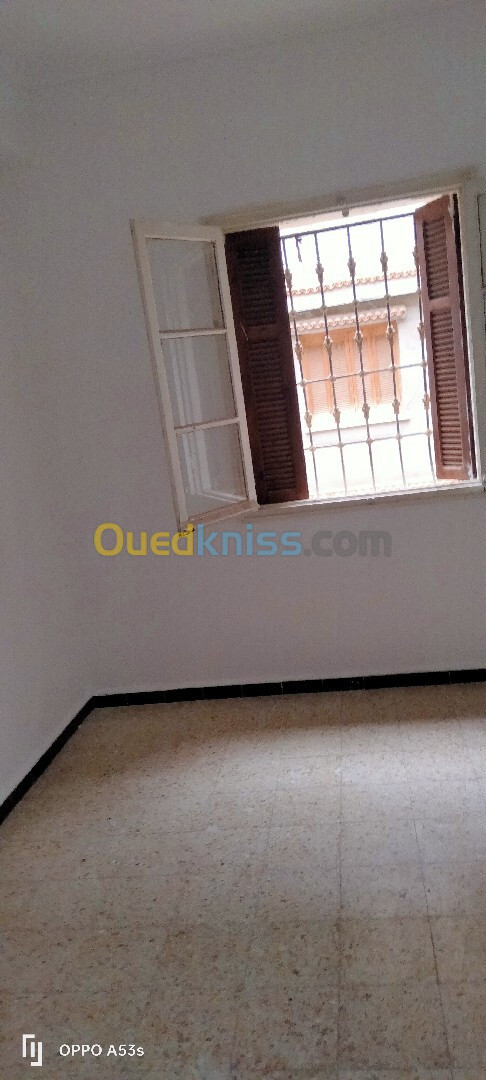 Location Niveau De Villa F4 Alger Bordj el kiffan