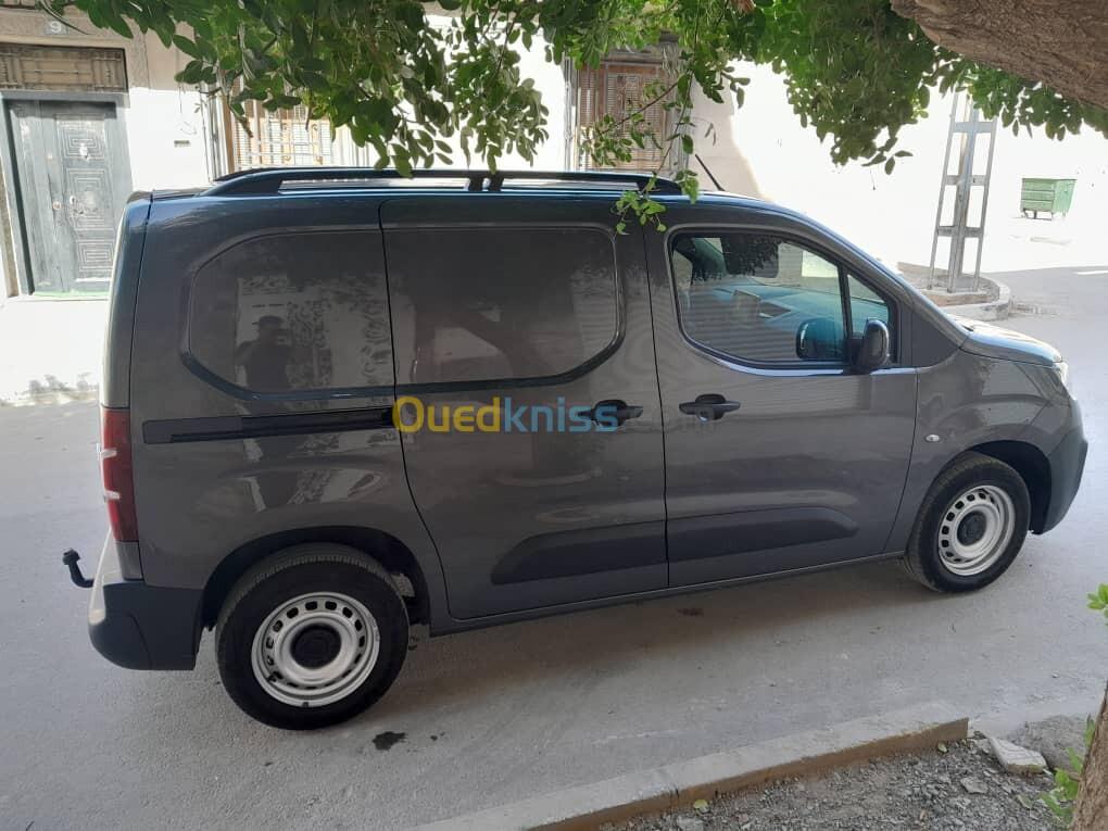 Fiat Professional Doblo 2023 Italie