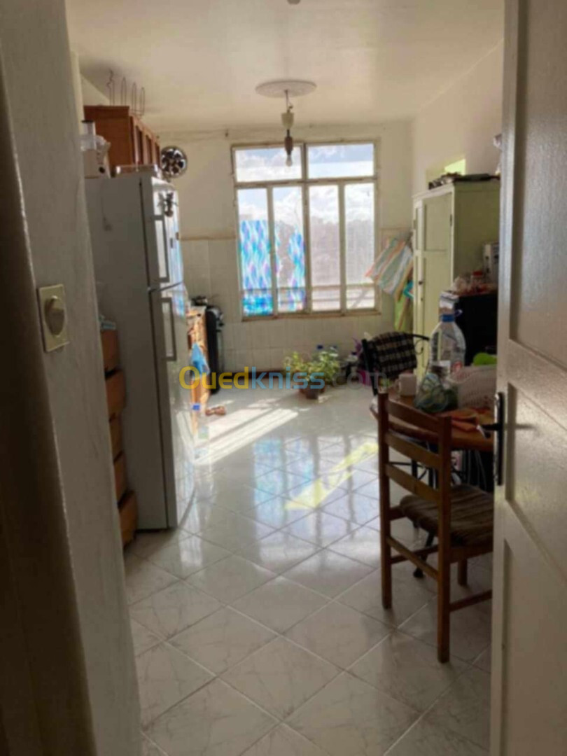 Location Appartement F4 Oran Bir el djir