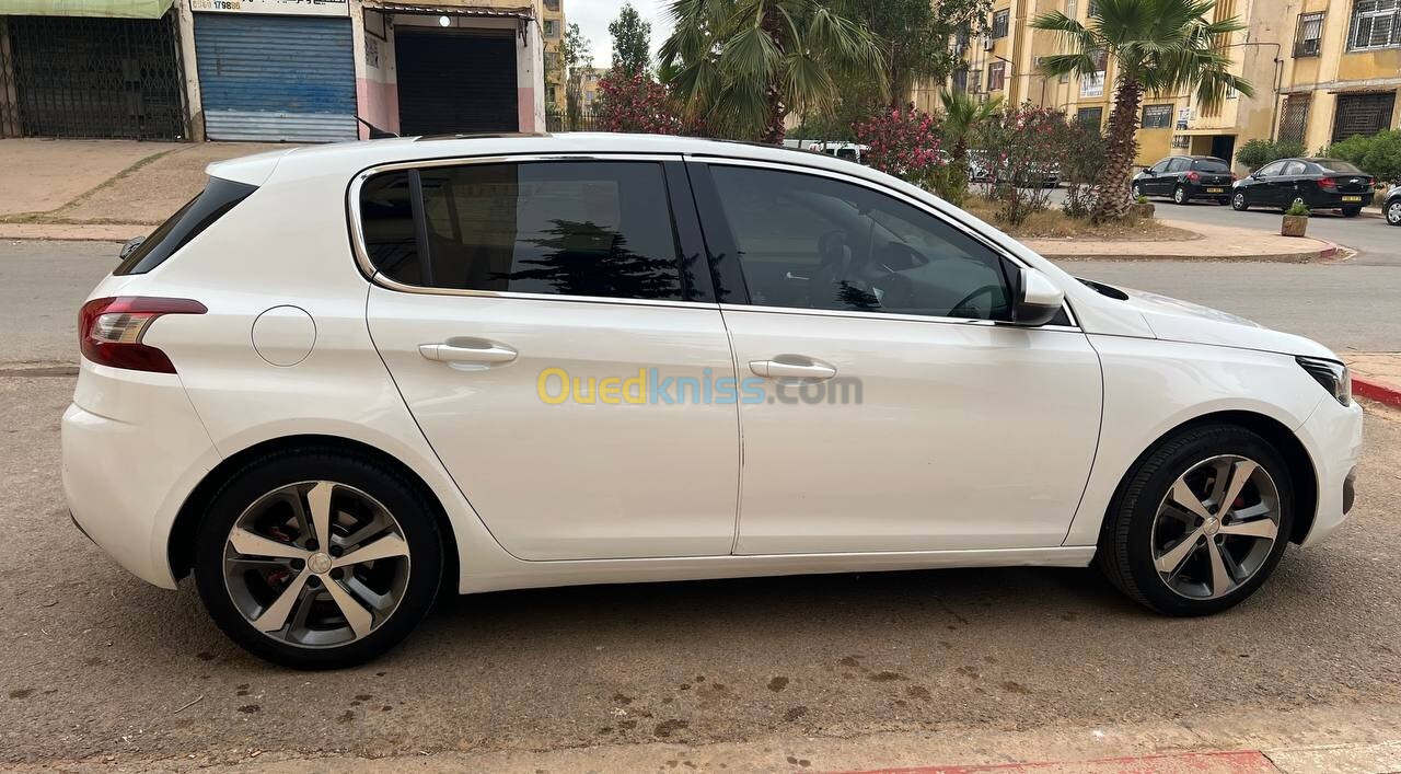 Peugeot 308 2015 Allure