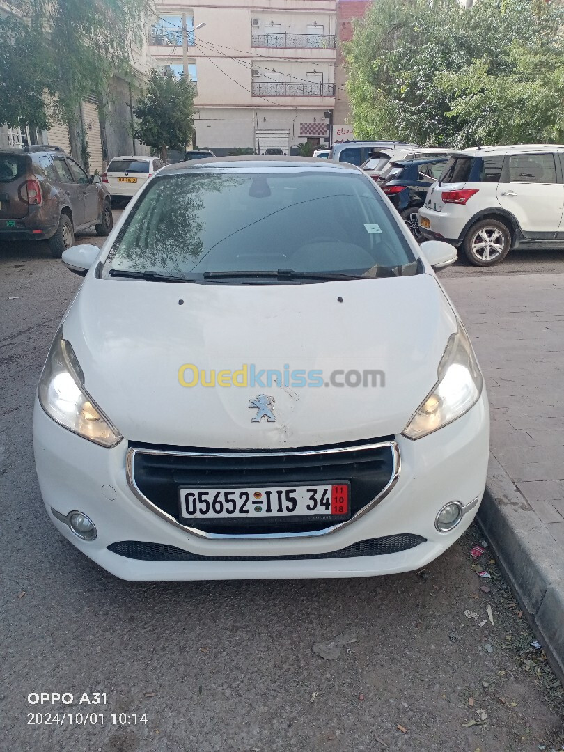 Peugeot 208 2015 Allure