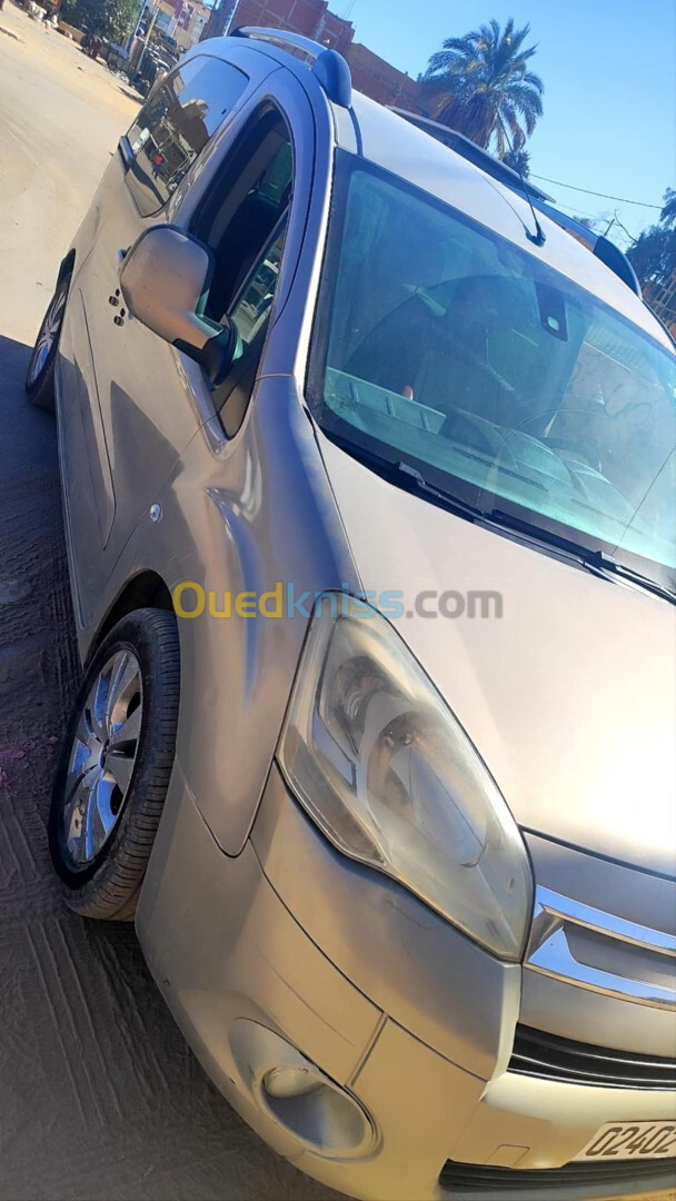 Citroen Berlingo 2011 m3awad mala w deux ailes