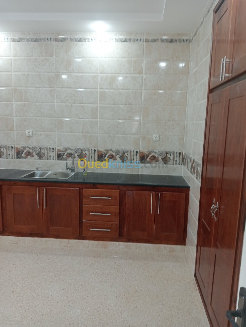 Location Niveau De Villa F4 Alger Douera